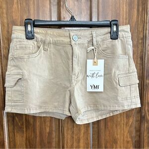 YMI Women’s Cargo Shorts Tan 9/29 9”rise 2.5” inseam NWT  (C-60)